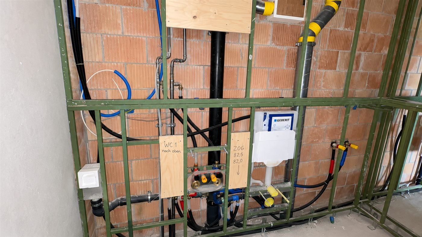 Pre-wall WC installation
